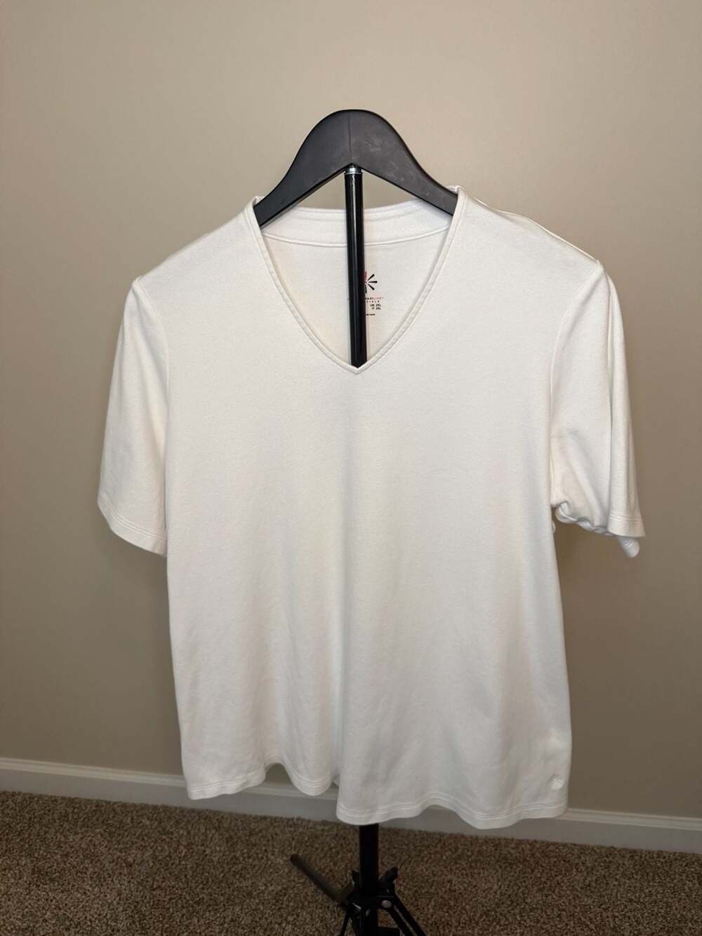 Isaac Mizrahi Live! Essentials 100% Cotton V-Neck T-Shirt, White, Size 1X